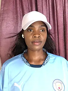 Snapshot of LuciousLips96 chatting on January 5, 2025, 2:41 pm LuciousLips96 online show from January 5, 2025, 2:41 pm