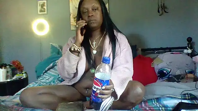 msdeedee online show from February 6, 2026, 3:04 pm