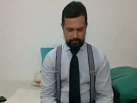 TRIISTAN KING10 online show from January 24, 2025, 8:43 pm