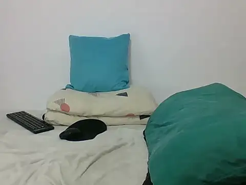 TRIISTAN KING10 online show from February 13, 2025, 8:24 pm