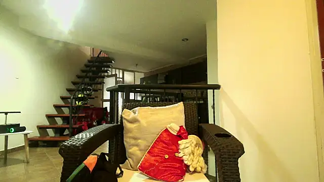 Snapshot of emmaherby chatting on December 20, 2024, 10:22 pm emmaherby online show from December 20, 2024, 10:22 pm