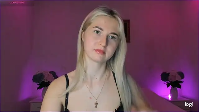 Snapshot of AnnaCarrera chatting on December 28, 2024, 11:16 pm AnnaCarrera online show from December 28, 2024, 11:16 pm