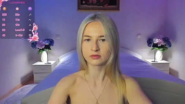 Snapshot of AnnaCarrera chatting on April 21, 2026, 8:34 pm AnnaCarrera online show from April 21, 2026, 8:34 pm