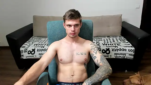 maks wolfis online show from December 14, 2024, 9:45 pm