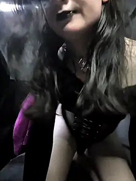 Snapshot of HotysimeHot1 chatting on November 14, 2025, 11:13 pm HotysimeHot1 online show from November 14, 2025, 11:13 pm