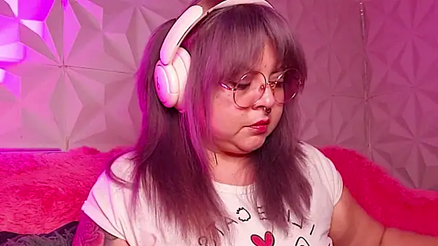 Satyn doll online show from October 26, 2025, 12:49 am