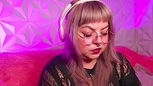 Satyn doll online show from November 13, 2025, 12:09 am