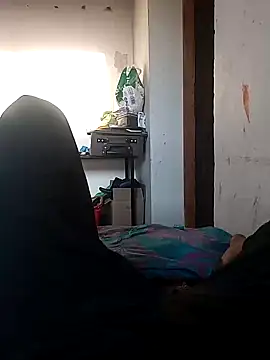 Snapshot of indianguy21 chatting on December 8, 2024, 11:24 am indianguy21 online show from December 8, 2024, 11:24 am