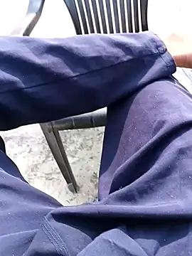 Snapshot of indianguy21 chatting on February 1, 2025, 5:49 am indianguy21 online show from February 1, 2025, 5:49 am