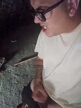 Snapshot of Alex3009 chatting on September 28, 2025, 4:56 pm Alex3009 online show from September 28, 2025, 4:56 pm