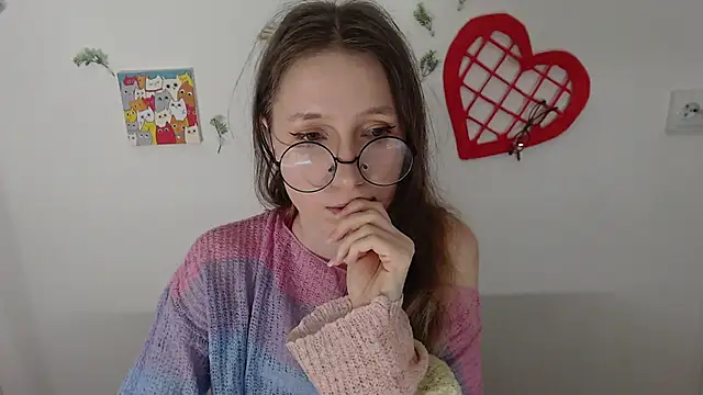  Hanna Moon  online show from June 1, 2026, 5:58 pm