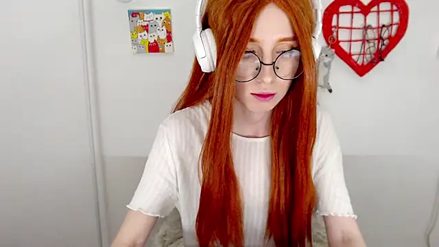 Snapshot of _Hanna_Moon_ chatting on July 5, 2026, 12:45 pm Hanna Moon online show from July 5, 2026, 12:45 pm