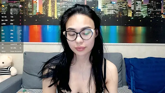 kwana colada online show from December 5, 2024, 10:55 am