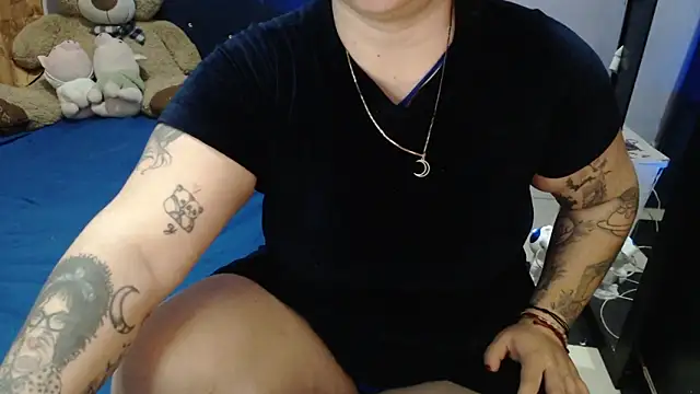 ANGELIQUE KLANE online show from December 2, 2025, 11:48 am