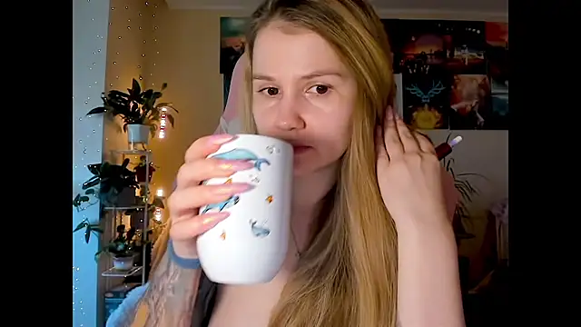 GoodWitch  online show from September 27, 2025, 7:24 am