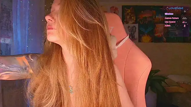 GoodWitch  online show from November 4, 2025, 8:02 am