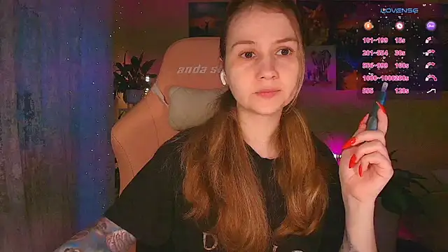 GoodWitch  online show from November 16, 2025, 7:47 am