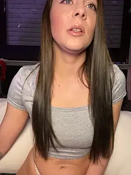 Snapshot of Carmen_Monroe chatting on February 19, 2025, 10:31 pm Carmen Monroe online show from February 19, 2025, 10:31 pm