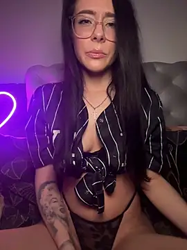 Carmen Monroe online show from June 13, 2026, 10:18 pm
