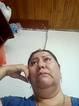 Snapshot of Brenda_Berck_ chatting on April 26, 2026, 12:58 pm Brenda Berck online show from April 26, 2026, 12:58 pm