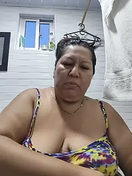 Snapshot of Brenda_Berck_ chatting on June 15, 2026, 1:13 pm Brenda Berck online show from June 15, 2026, 1:13 pm