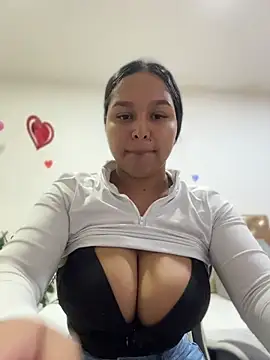 Fancyxlove online show from July 9, 2026, 12:20 pm