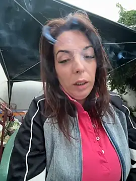 Almmaxxxx online show from September 20, 2025, 4:02 am