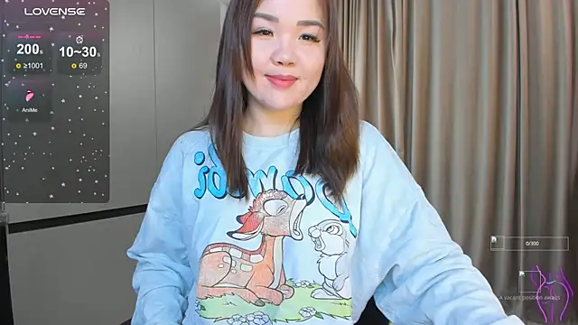 azure moon2 online show from November 14, 2025, 1:43 pm