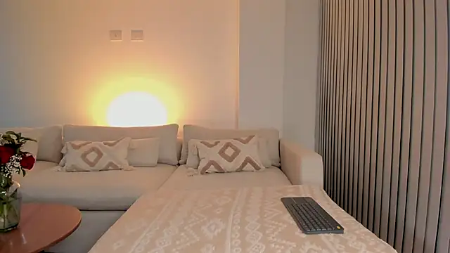 SophieHunt online show from October 24, 2025, 11:23 pm