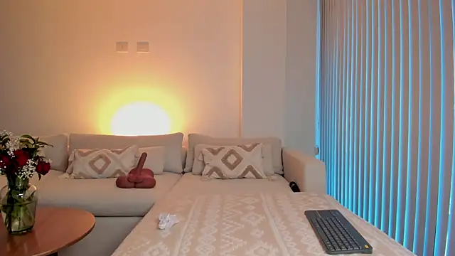 SophieHunt online show from October 25, 2025, 10:26 pm