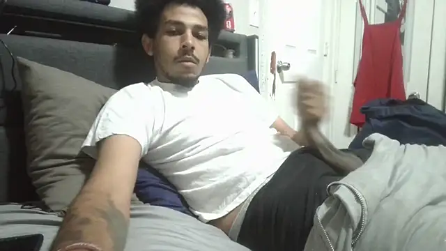 Snapshot of bigdickjojo69 chatting on June 24, 2026, 5:23 pm bigdickjojo69 online show from June 24, 2026, 5:23 pm