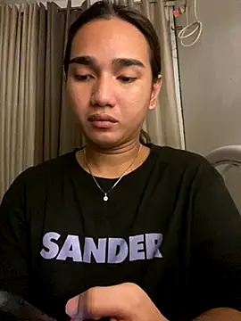 CasandraDiaz online show from November 20, 2025, 6:02 am