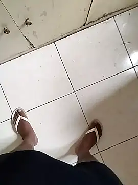 Snapshot of chokito32 chatting on March 4, 2026, 12:44 pm chokito32 online show from March 4, 2026, 12:44 pm