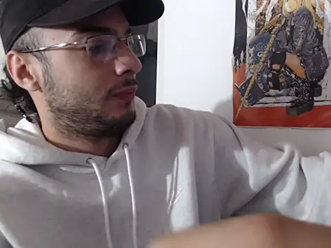 Snapshot of xZABLEYERx chatting on October 20, 2025, 5:08 am xZABLEYERx online show from October 20, 2025, 5:08 am