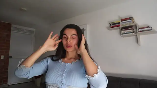  Vahos  online show from February 7, 2026, 8:12 pm