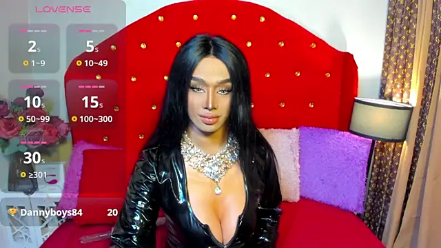 Snapshot of TranSEXUALDIVA chatting on September 12, 2025, 9:48 pm TranSEXUALDIVA online show from September 12, 2025, 9:48 pm