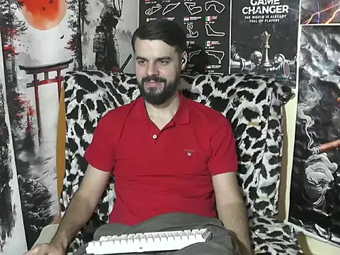 00george online show from November 25, 2025, 6:19 pm