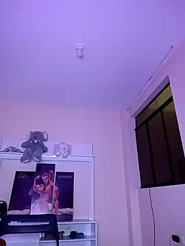 Latin summer online show from March 10, 2025, 3:45 am