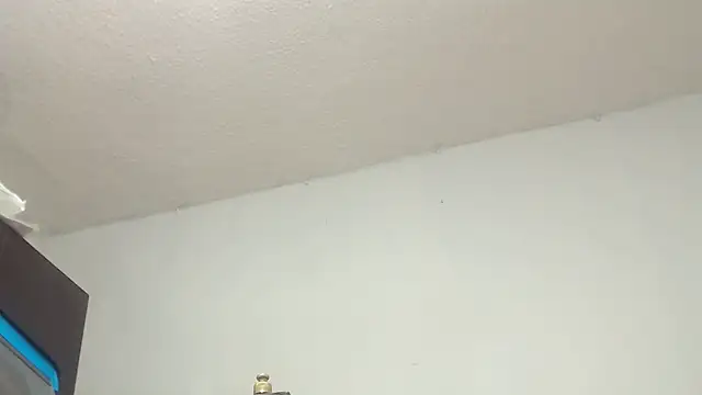 dalilasquirt1 online show from October 7, 2025, 1:52 pm