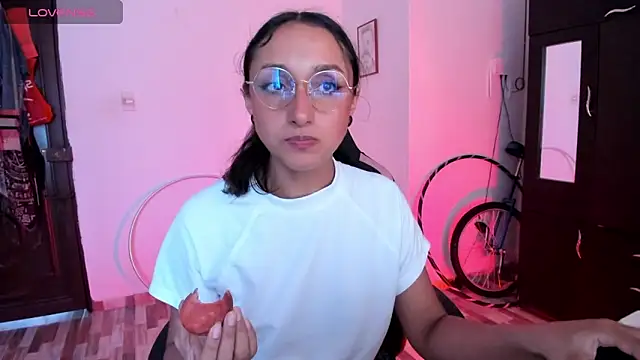 adrena 10 online show from April 28, 2026, 8:14 pm