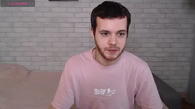 Snapshot of Alexxx_horny chatting on March 3, 2026, 9:26 am Alexxx horny online show from March 3, 2026, 9:26 am