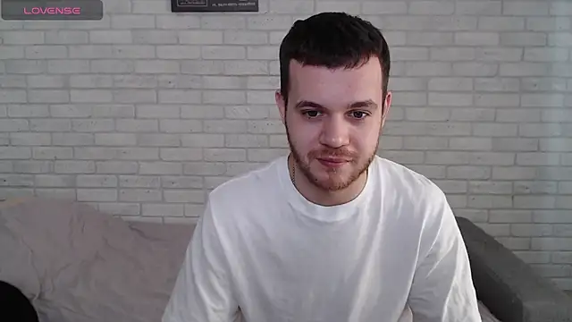 Snapshot of Alexxx_horny chatting on March 21, 2026, 7:57 am Alexxx horny online show from March 21, 2026, 7:57 am