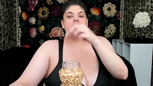 Exotic-Melons online show from March 8, 2025, 4:23 am