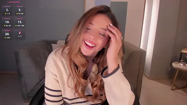 AmyWood online show from December 21, 2024, 5:03 am