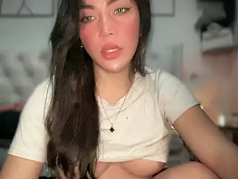 kristinestar online show from November 17, 2025, 3:01 am