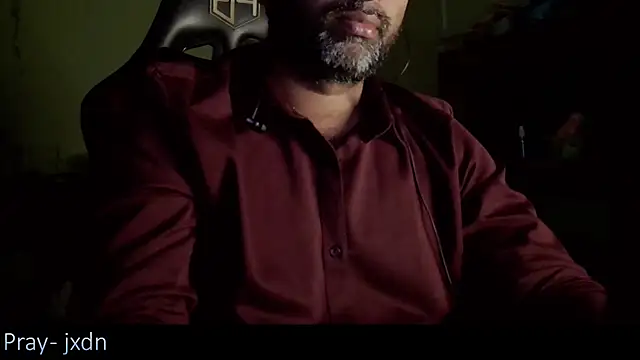  x rated  online show from December 18, 2024, 8:36 pm