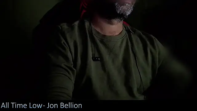  x rated  online show from December 22, 2024, 5:42 pm