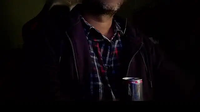  x rated  online show from February 4, 2025, 5:45 pm