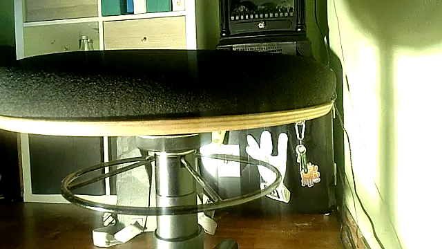 Snapshot of NiceHunter89 chatting on February 22, 2026, 12:01 am NiceHunter89 online show from February 22, 2026, 12:01 am