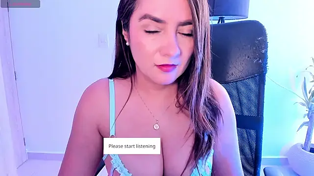 MaggieBrownn online show from September 23, 2025, 2:53 pm